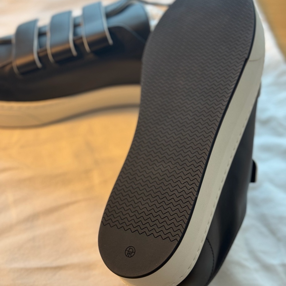 The Row - Dean leather low-top sneakers - Picture 4 of 5